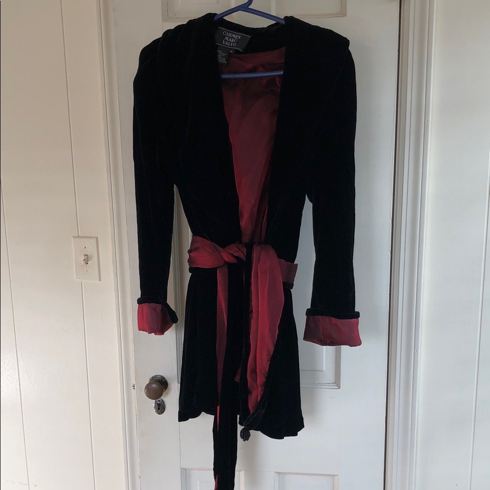 Carmen Marc Valvo Black Velvet Blazer with Red Satin Lining